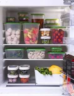 Хранение еды в холодильнике в контейнерах