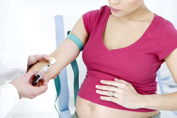 Сдача крови беременной